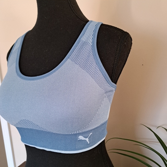 Puma Sports Bra Women's Medium Blue Activewear Bra Medium Support Like New - Picture 11 of 11